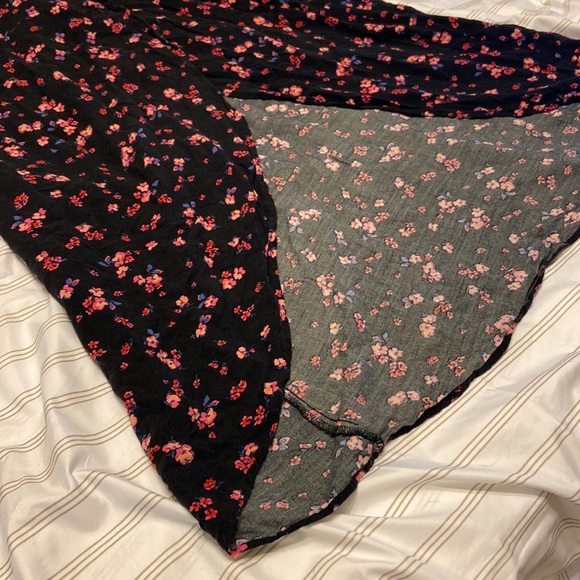 Express high low skirt - Picture 3 of 3